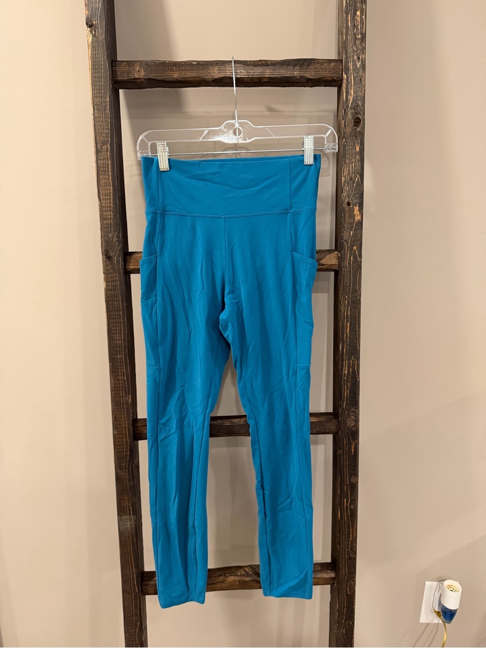 Rei Cooperative Blue Active Pursuits Side Pocket Leggings